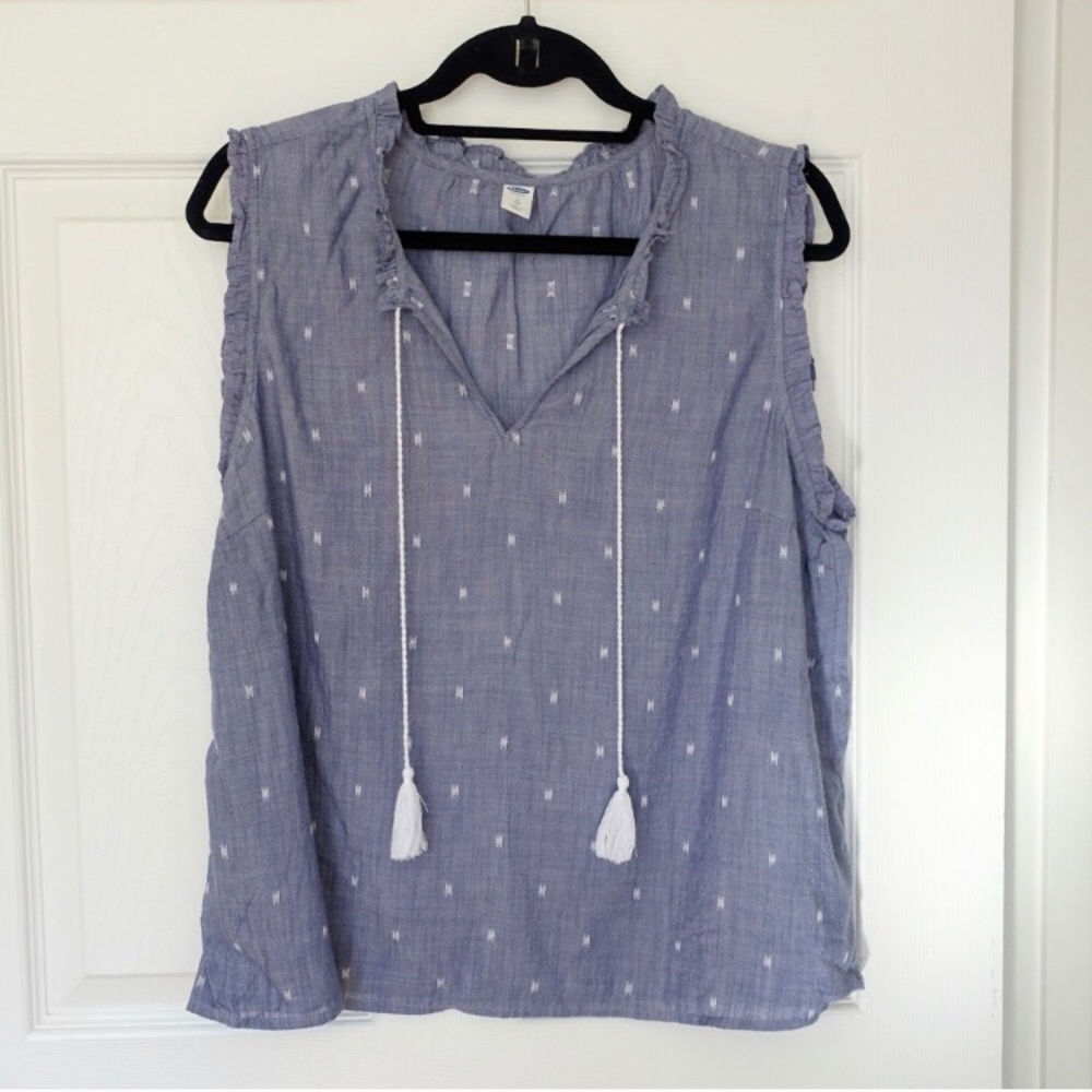 Old Navy Split Neck Top